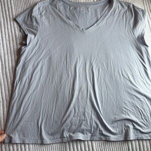 Eileen Fisher Boxy V Neck 100% cotton tee